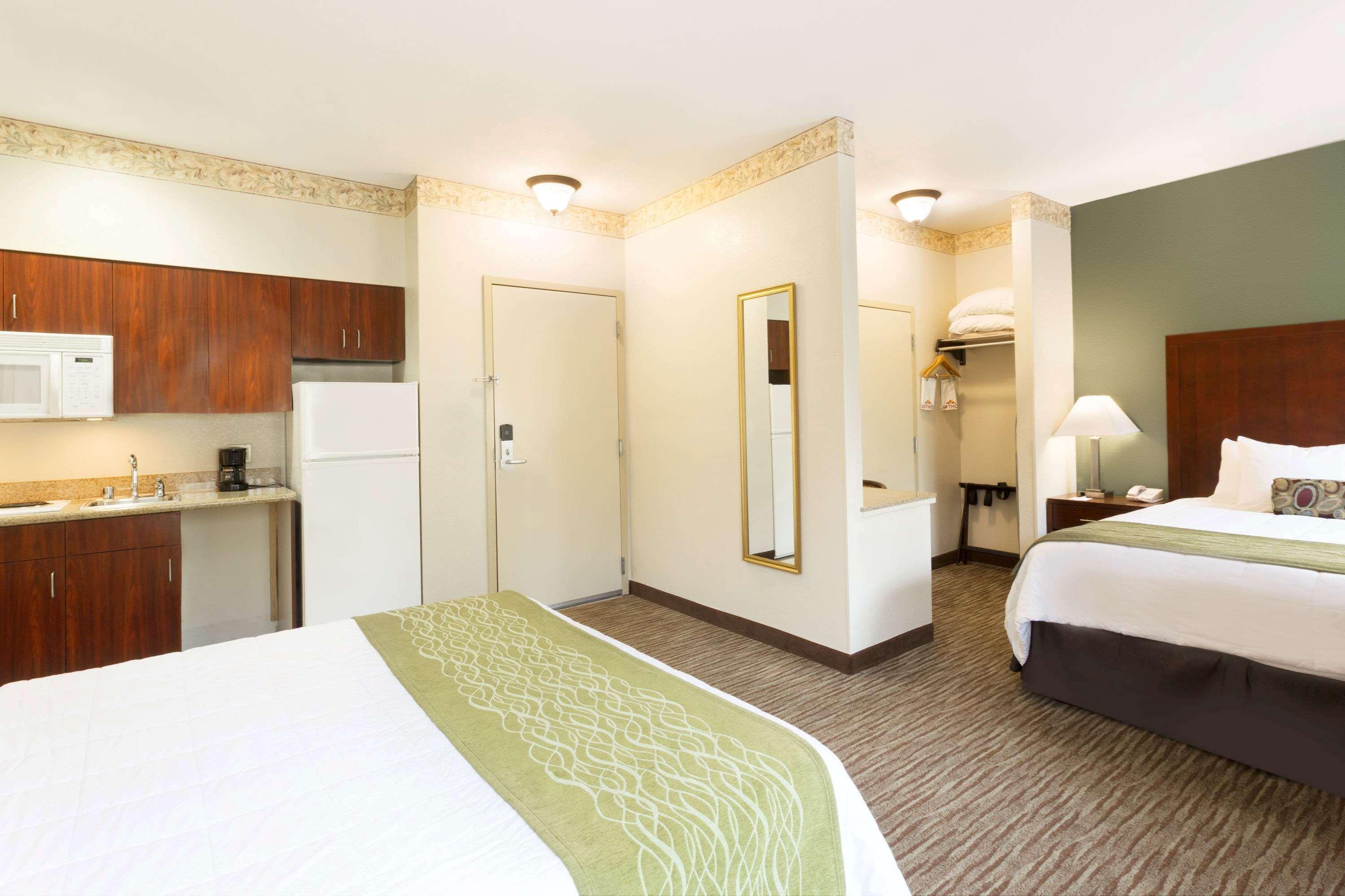 Hawthorn By Wyndham Rancho Cordova/folsom Hotel 3*